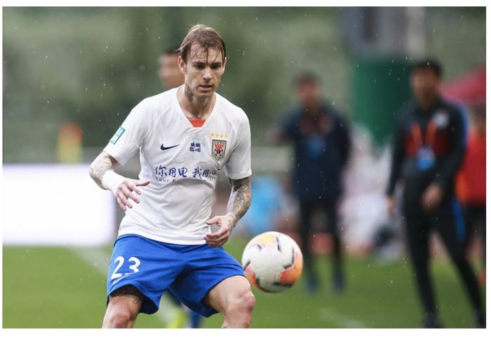 包含国安惜败鲁能,争冠险情令人揪心的词条 包含国安惜败鲁能,争冠险情令人揪心的词条