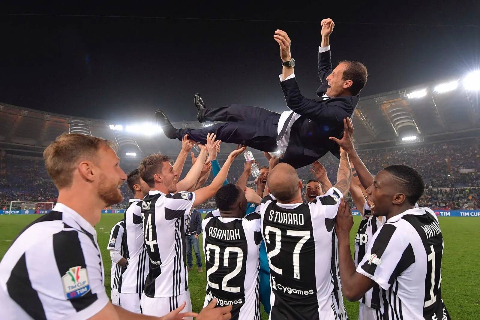 关于尤文图斯客场险胜,稳居联赛榜首的信息 关于尤文图斯客场险胜,稳居联赛榜首的信息