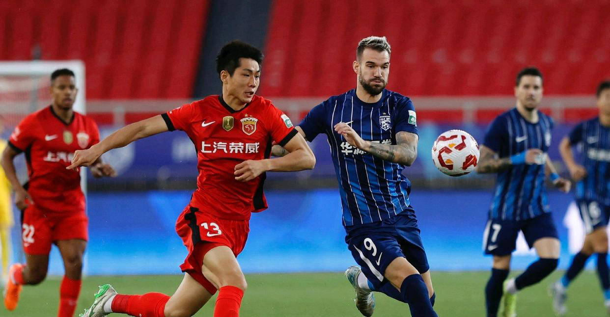 关于上海海港战胜广州恒大,稳占榜首位置的信息 关于上海海港战胜广州恒大,稳占榜首位置的信息