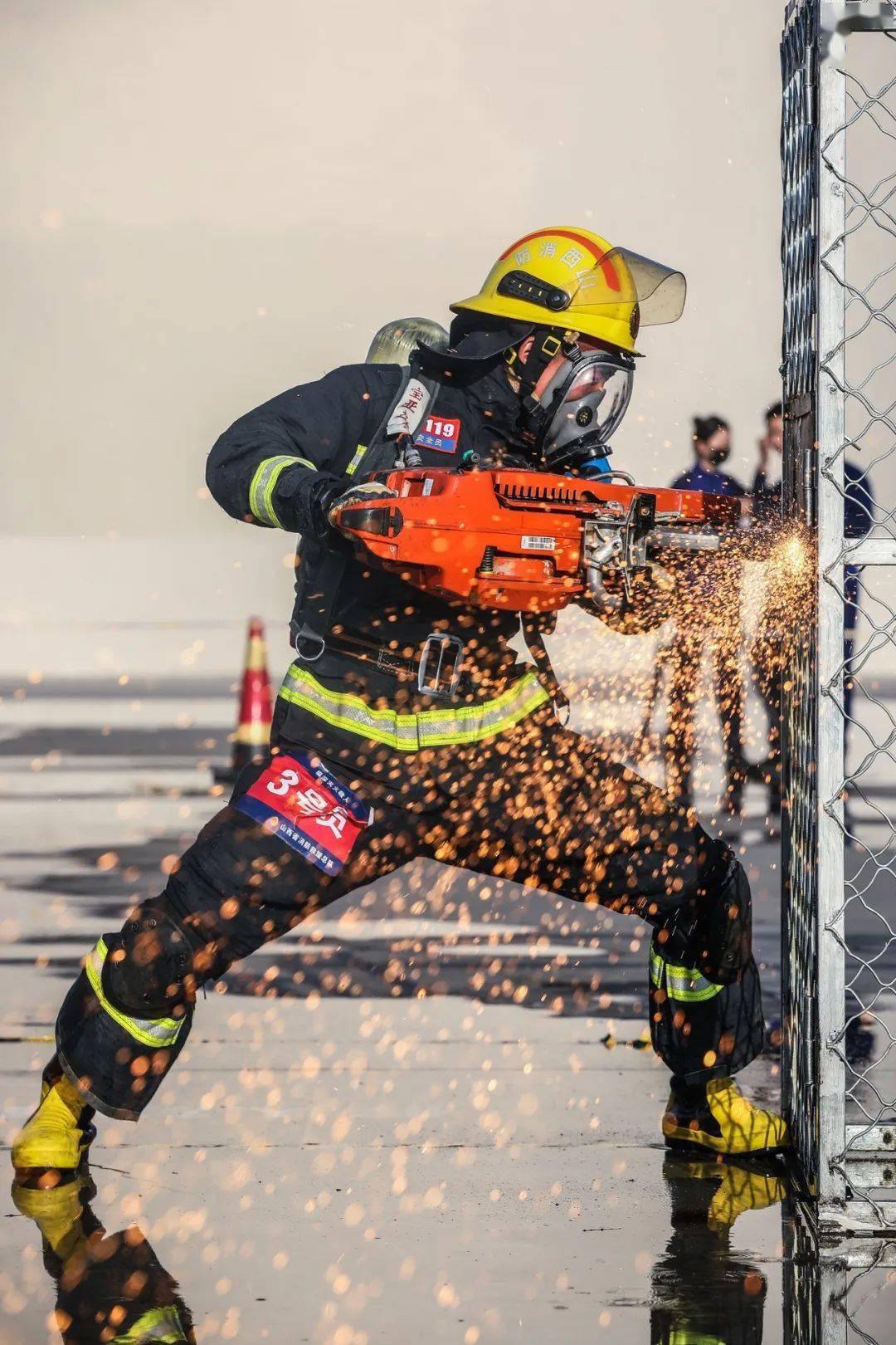 中国代表团强势出击,力夺冠军 中国代表团强势出击,力夺冠军