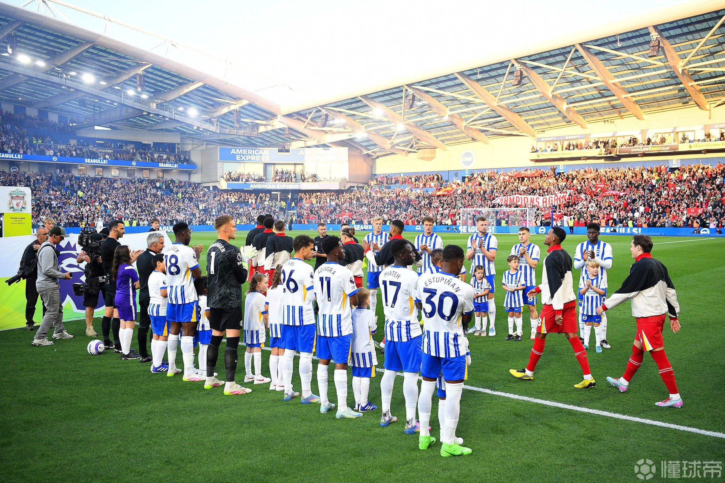 利物浦主场大捷,球员赛后激动庆祝胜利,的话分析论坛下载那么一般. 利物浦主场大捷,球员赛后激动庆祝胜利,的话分析论坛下载那么一般.